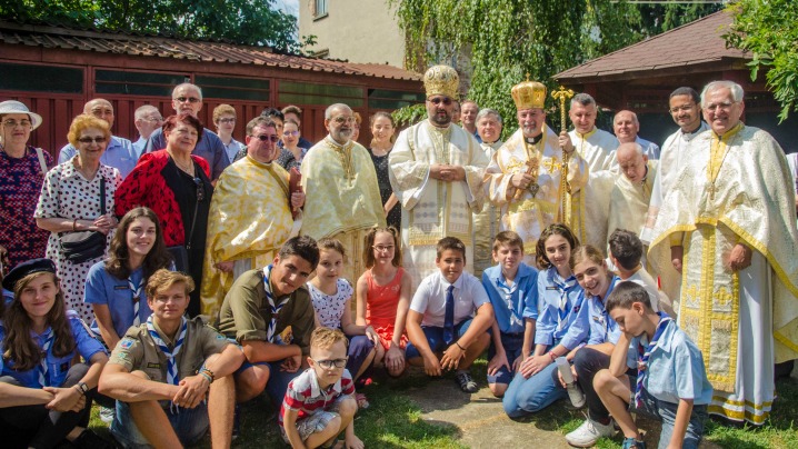 IPS Cyril Vasil’ la sărbătoarea hramului Bisericii „Adormirea Maicii Domnului” din București